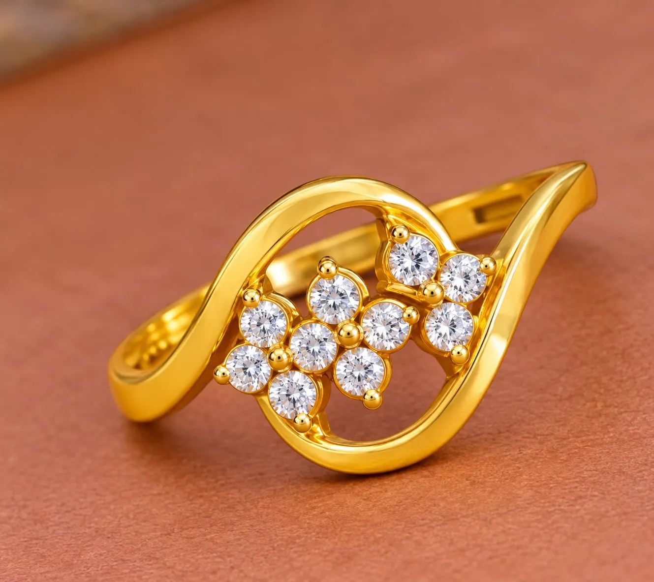 FINGER RING